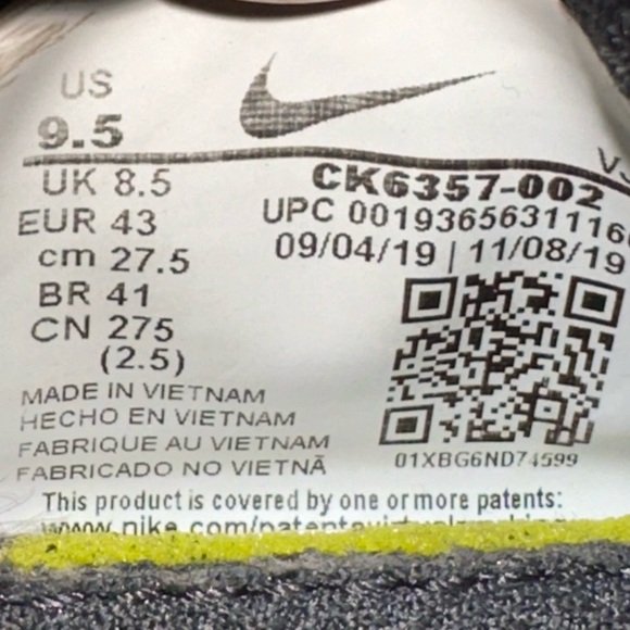 Nike Size 9.5 - Picture 6 of 6